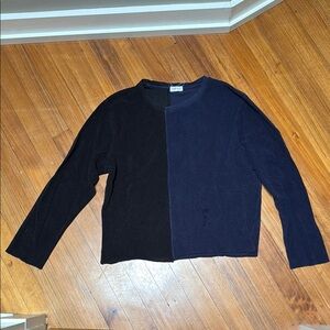 Chic Black and Navy Terrycloth Colorblock Top